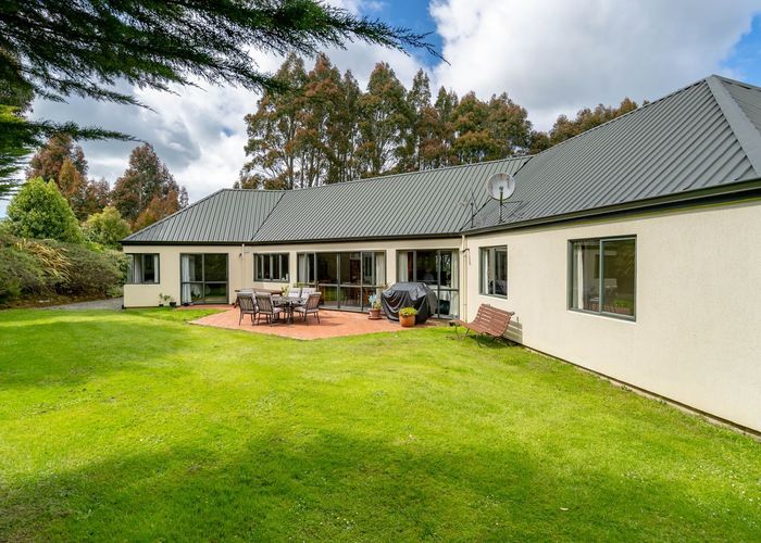 For sale 13 Cowan Road, Pine Hill, Dunedin homes.co.nz