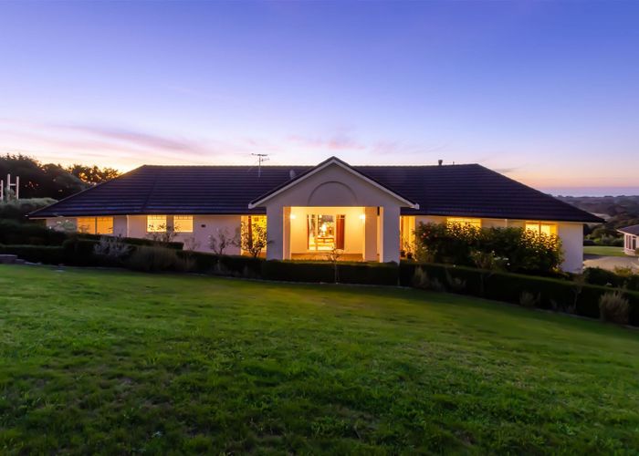 Free property data for 157 Winara Avenue, Waikanae homes.co.nz