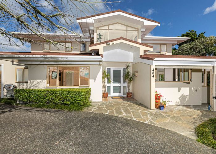 For sale 484 Beach Road, Murrays Bay, North Shore City, Auckland