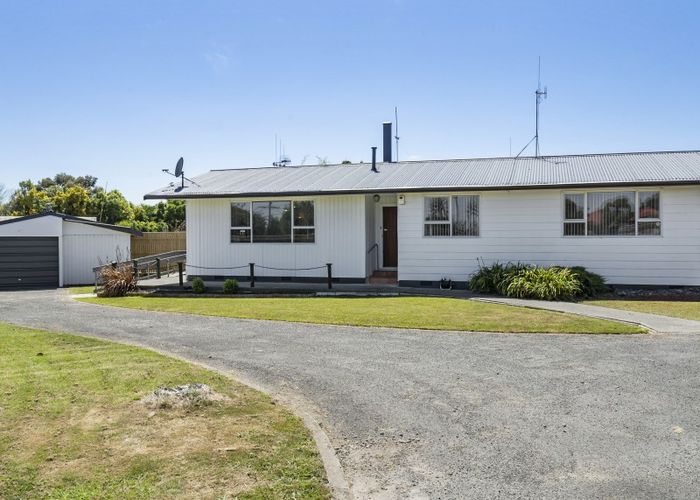 Free property data for 69 Dundas Road, Sanson, Sanson homes.co.nz