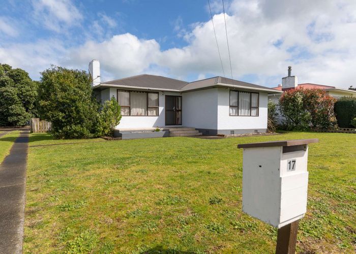 Free property data for 17 Cornfoot Street, Castlecliff, Whanganui