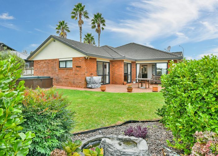 Free property data for 35 Longford Park Drive, Takanini homes.co.nz