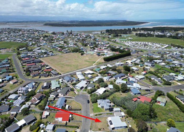 For sale 4 Harrod Avenue, Foxton Beach, Horowhenua, Manawatu