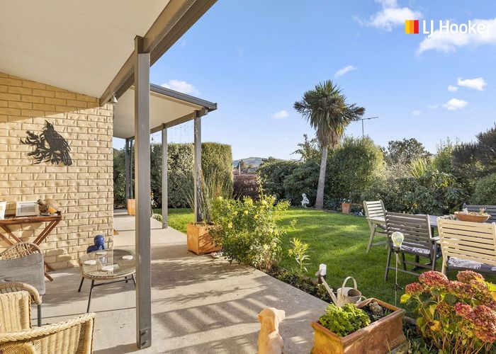 Free property data for 8 Chatham Street, Waihola homes.co.nz