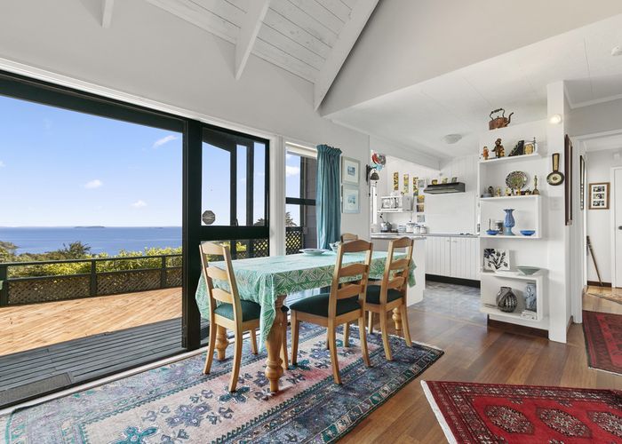 Free property data for 5 Wallace Street, Herne Bay, Auckland homes.co.nz