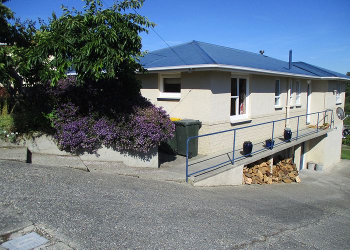Free property data for 21 Harwich Street, Balclutha homes.co.nz