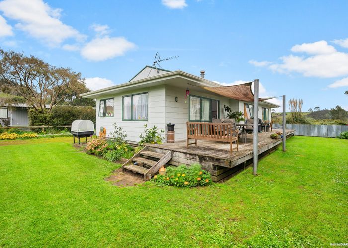 For sale 10 Mackinnon Road, Waiuku, Franklin, Auckland homes.co.nz
