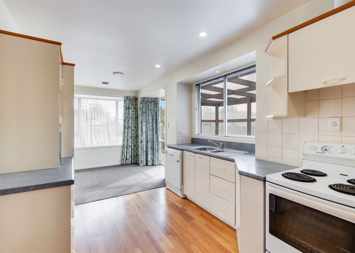 Free property data for 33 Rowley Avenue, Hoon Hay, Christchurch homes