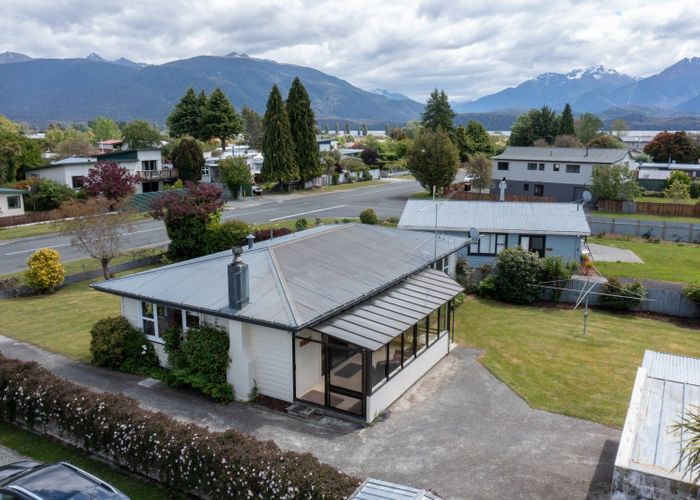 Free property data for 61 Mackinnon Loop, Te Anau homes.co.nz