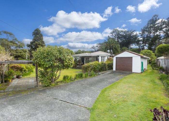 Free property data for 10 Maymorn Road, Te Marua, Upper Hutt homes.co.nz