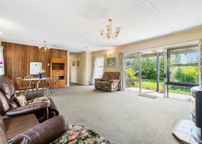 Free property data for 51 Sandspit Road, Waiuku homes.co.nz