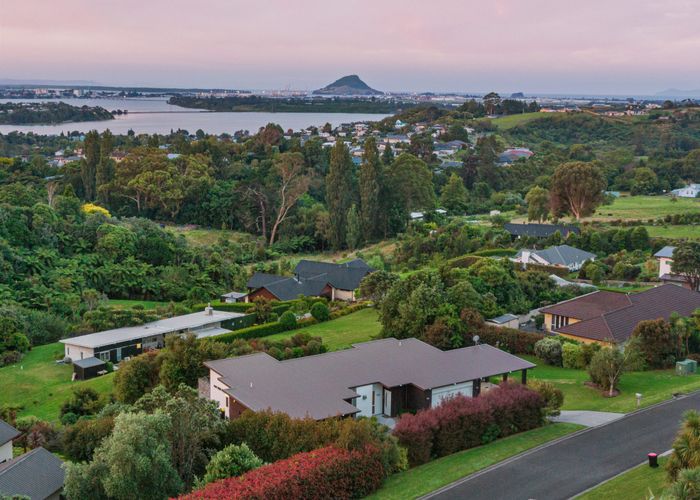 Recently sold 33 Oceana Drive, Bay, Tauranga homes.co.nz