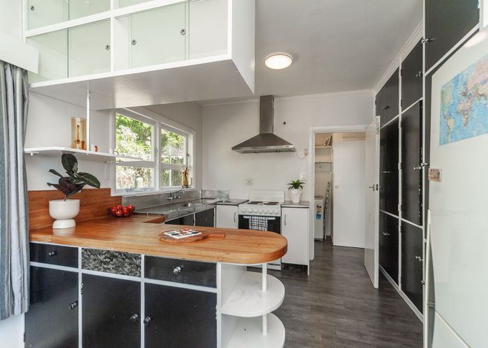 For rent 18 Colville Street, Newtown, Wellington, Wellington homes