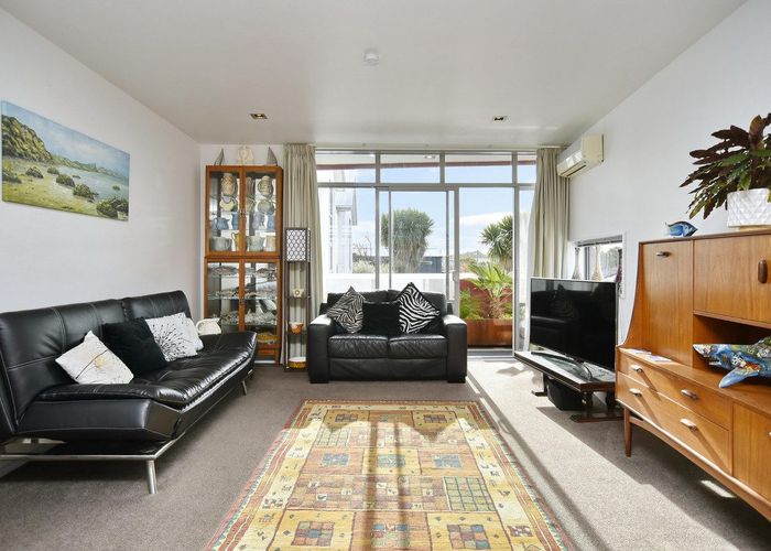 For sale 2 Meredith Street, Addington, Christchurch City, Canterbury