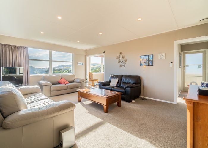 Free property data for 7 Beverley Grove, Paparangi, Wellington homes