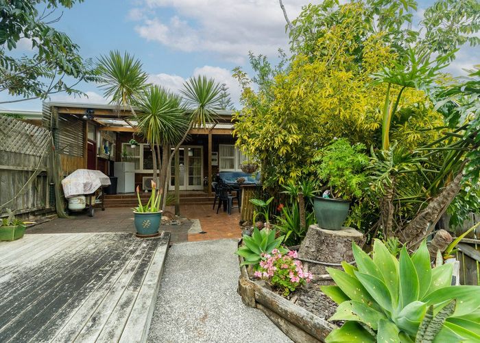 For sale 132 Oakura Road, Oakura Coast, Whangarei, Northland homes