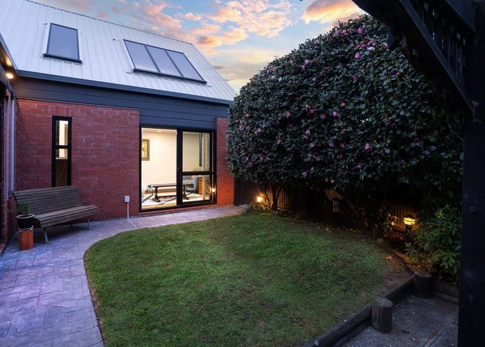 For sale 2/44 Peer Street, Upper Riccarton, Christchurch City, Canterbury homes.co.nz