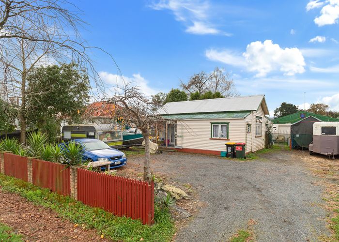 Free property data for 19 Farmer Road, Waitoa homes.co.nz