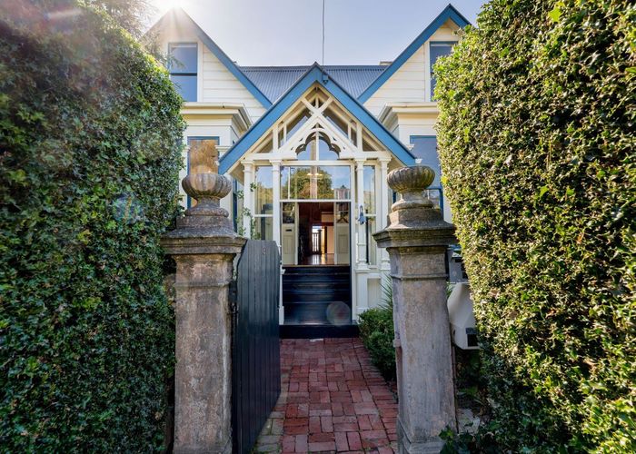 Free property data for 31 Elgin Road, Mornington, Dunedin homes.co.nz