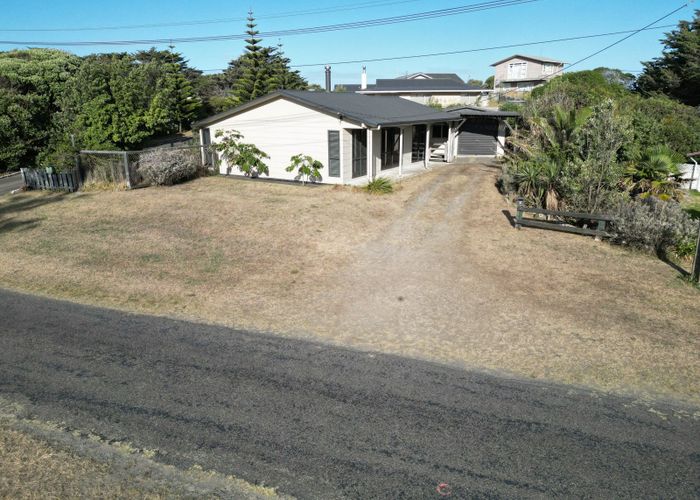 For sale 3 Brown Terrace, Foxton Beach, Horowhenua, Manawatu