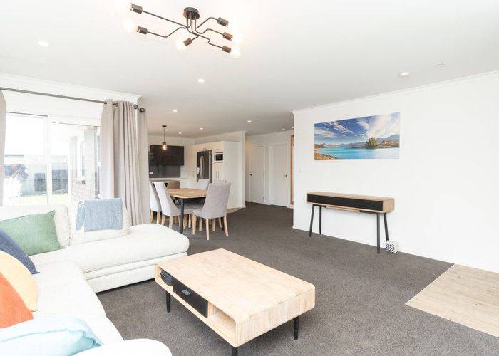 Recently sold 33 Ladeira Place, Fitzroy, Hamilton homes.co.nz