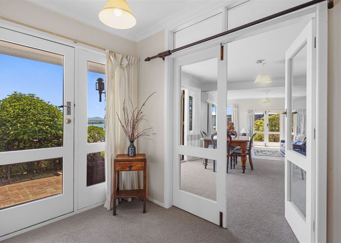 Recently sold 35 Balmoral Lane, Redcliffs, Christchurch homes.co.nz