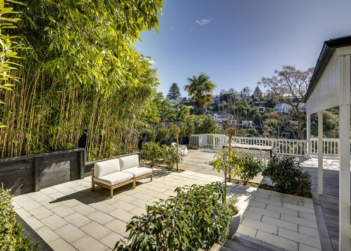 Recently sold 12 Hadfield Terrace, Bluff Hill, Napier homes.co.nz