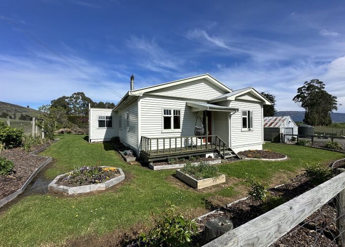 For sale 856 AllantonWaihola Road, Allanton, Dunedin, Otago homes