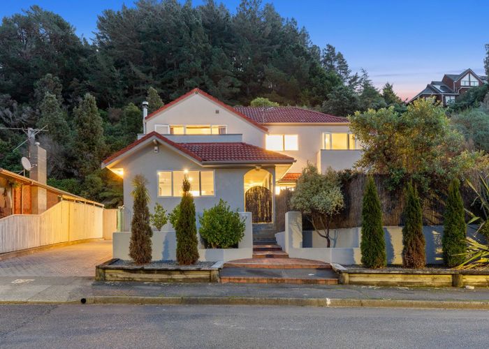 Recently sold 77 Sunbrae Drive, Silverstream, Upper Hutt homes.co.nz
