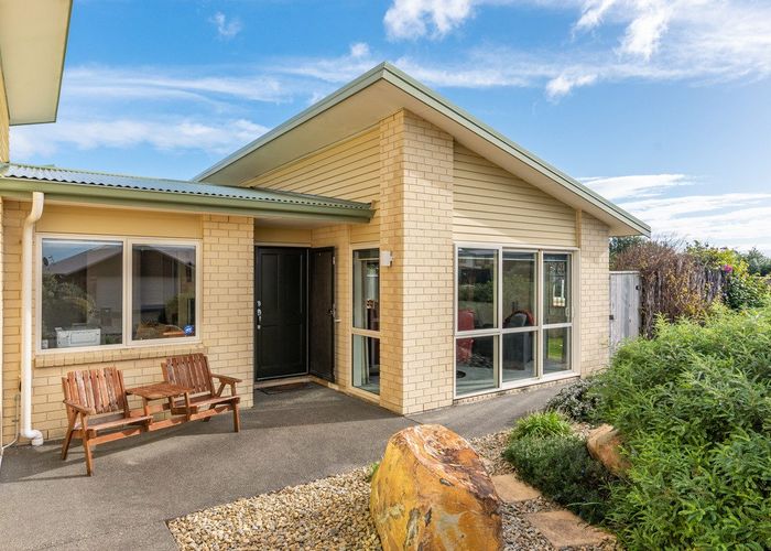 Recently sold 36 Pharazyn Avenue, Waikanae Beach, Waikanae homes.co.nz