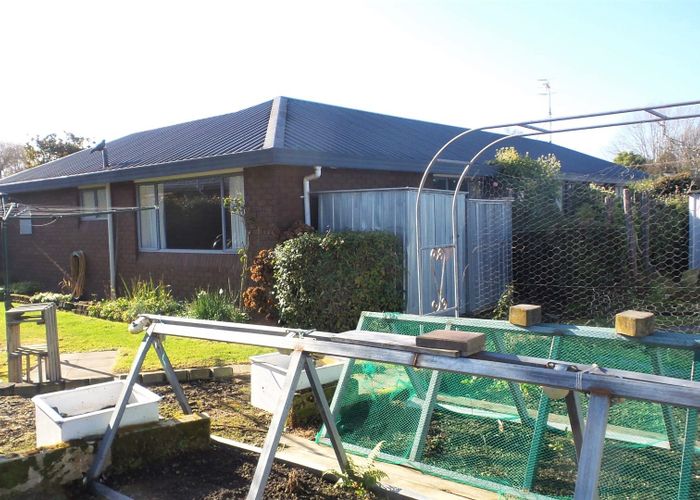 Free property data for 2 Rawhiti Street, Temuka homes.co.nz