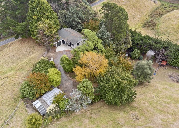 For sale 6 Derham Road, Te Horo, Kapiti Coast, Wellington homes.co.nz
