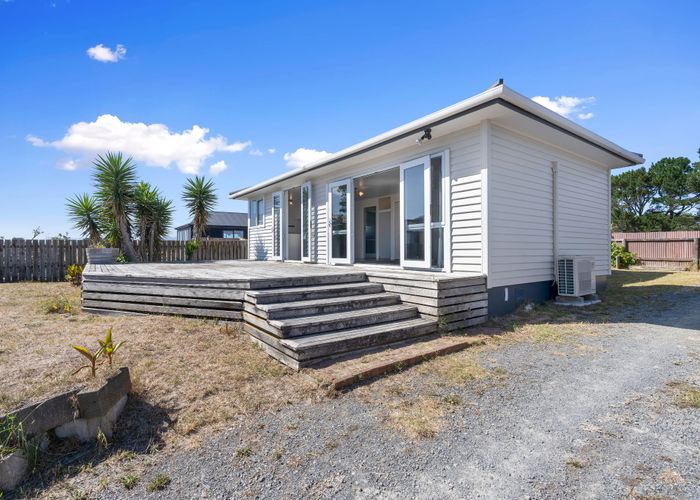 Recently sold 4 Alan Lindsay Avenue, Waitarere Beach, Levin homes.co.nz