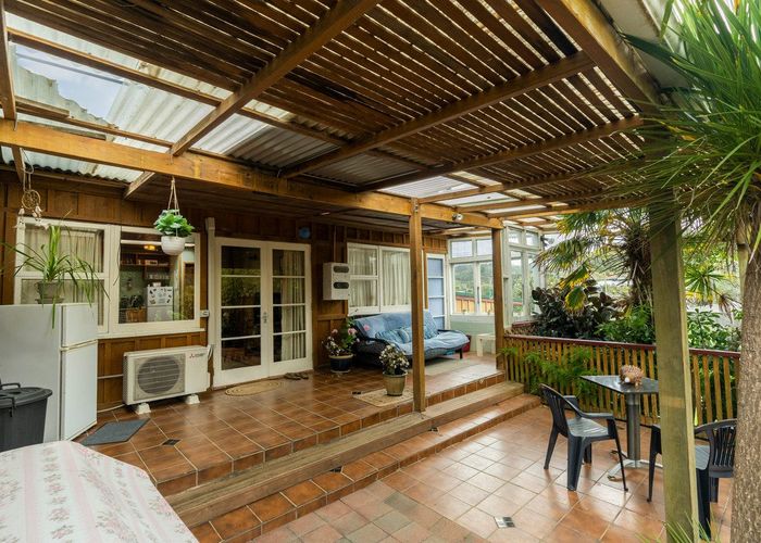 For sale 132 Oakura Road, Oakura Coast, Whangarei, Northland homes