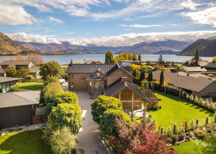 Recently sold 15 Penrith Park Drive, Wanaka homes.co.nz