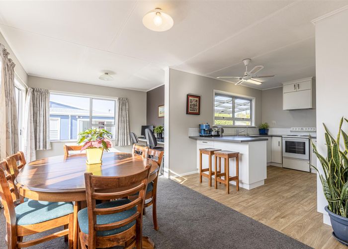 Free property data for 9 Andrew Street, Feilding, Feilding homes.co.nz