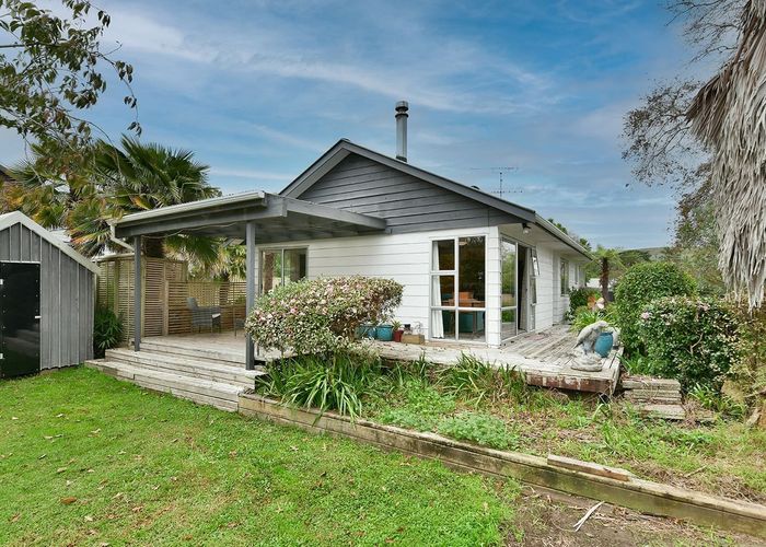 Free property data for 36 Waikoukou Valley Road, Waimauku homes.co.nz
