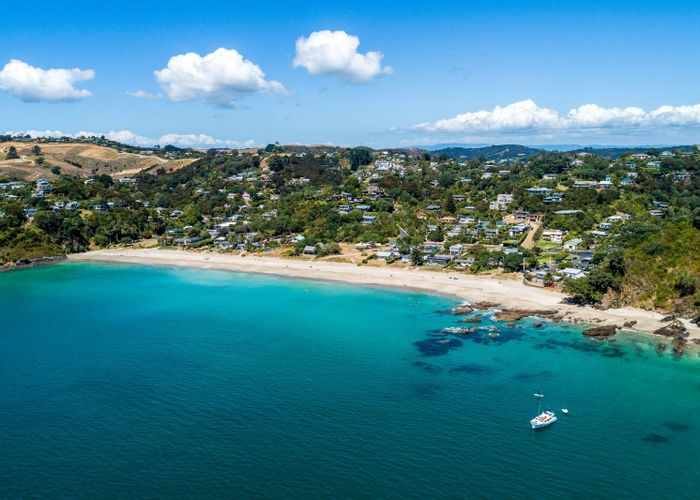 For sale 17 Giles Road, Ostend, Waiheke Island, Auckland homes.co.nz