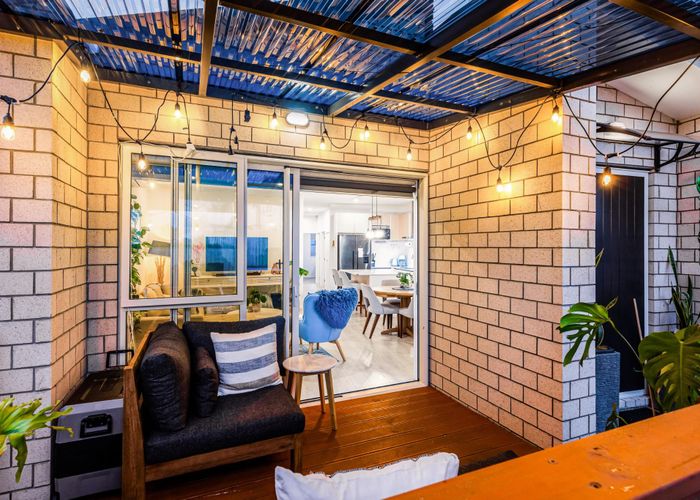 For sale 23 Herekino Street, Westgate, Waitakere City, Auckland