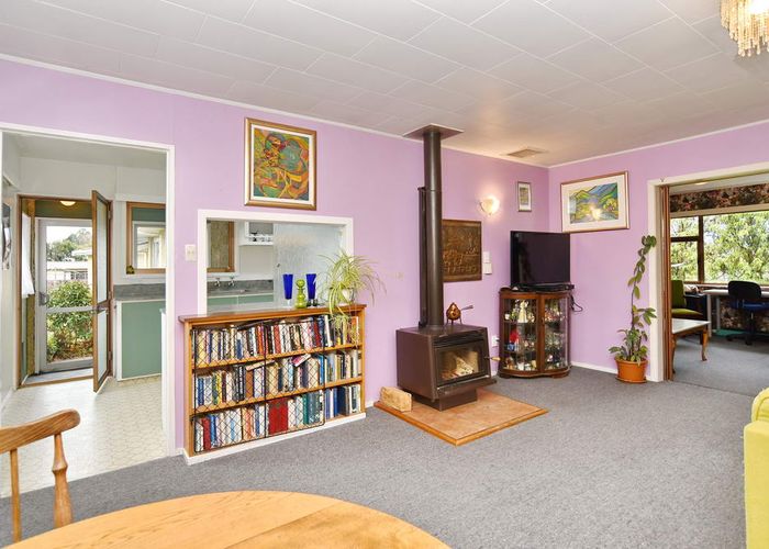 Free property data for 4 Redwood Place, Oxford homes.co.nz