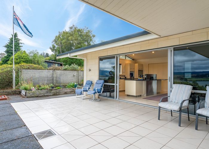 Free property data for 28 Nore Street, Waihola homes.co.nz