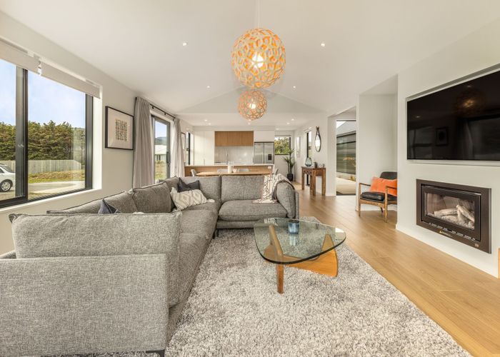 Recently sold 35 Titoki Road, Waikanae Beach, Waikanae homes.co.nz