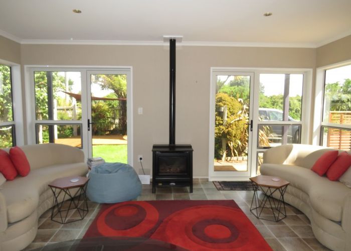 Free property data for 24 Main Road, Ngakawau, Hector homes.co.nz