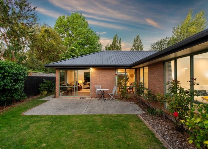 Recently sold 263 Eastern Terrace, Sydenham, Christchurch homes.co.nz