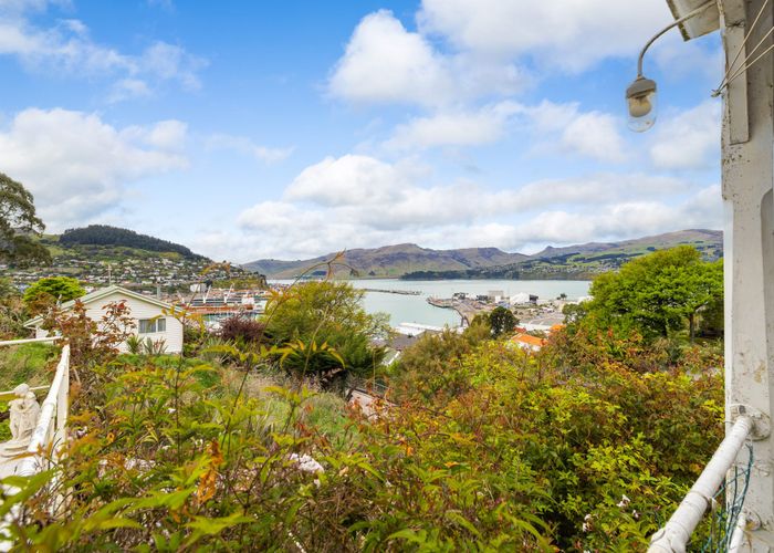 Free property data for 24 Cressy Terrace, Lyttelton homes.co.nz