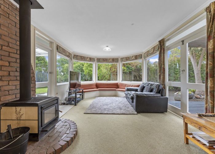 For sale 393 Aokautere Drive, Aokautere, Palmerston North, Manawatu