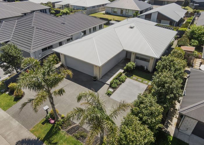 Free property data for 72 Golden Sands Drive, Papamoa Beach, Papamoa