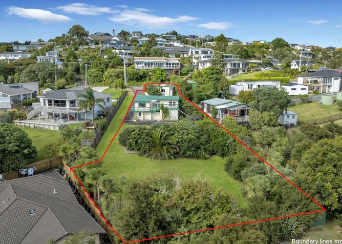 For sale 6 Maraetai Heights Road, Maraetai, Manukau City, Auckland