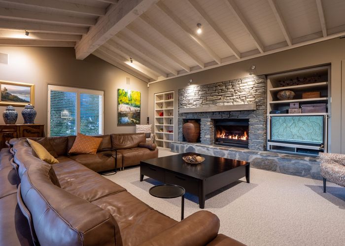 For sale 1 Advance Terrace, Arrowtown homes.co.nz