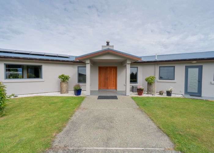 Free property data for 454B Te Anau Milford Highway, Te Anau homes.co.nz